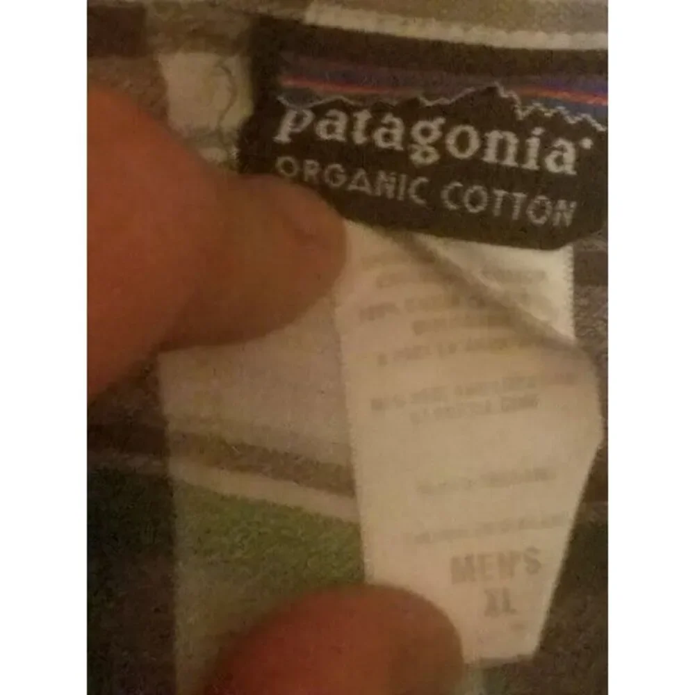 Patagonia Shirt Mens XL Organic Cotton Button Up Plaid Checkered Outdoor Flannel - Picture 3 of 4